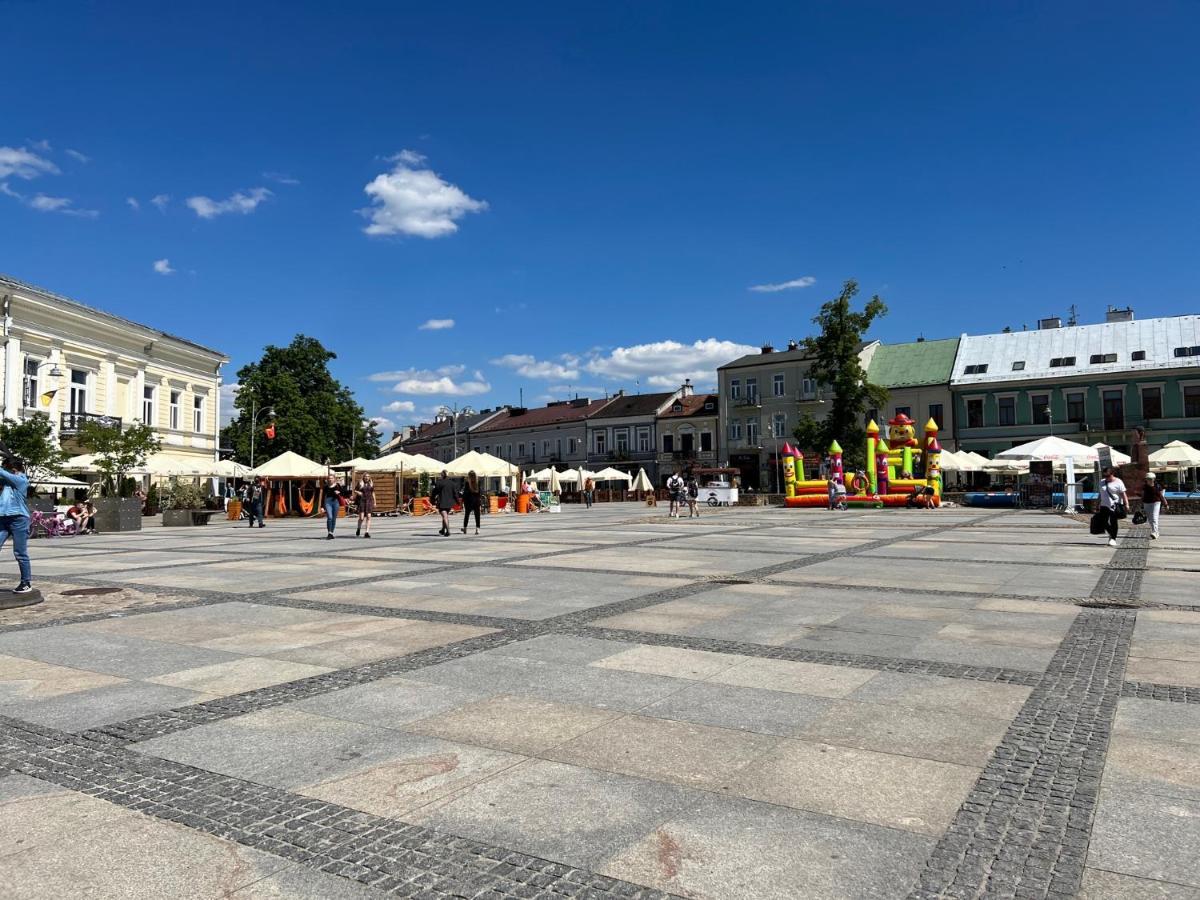 Family & Business Sauna Apartments Paderewskiego Sienkiewicza No2 Centrum Downtown - 2 Bedroom With Private Sauna, Bath With Hydromassage, Parking Kielce Luaran gambar