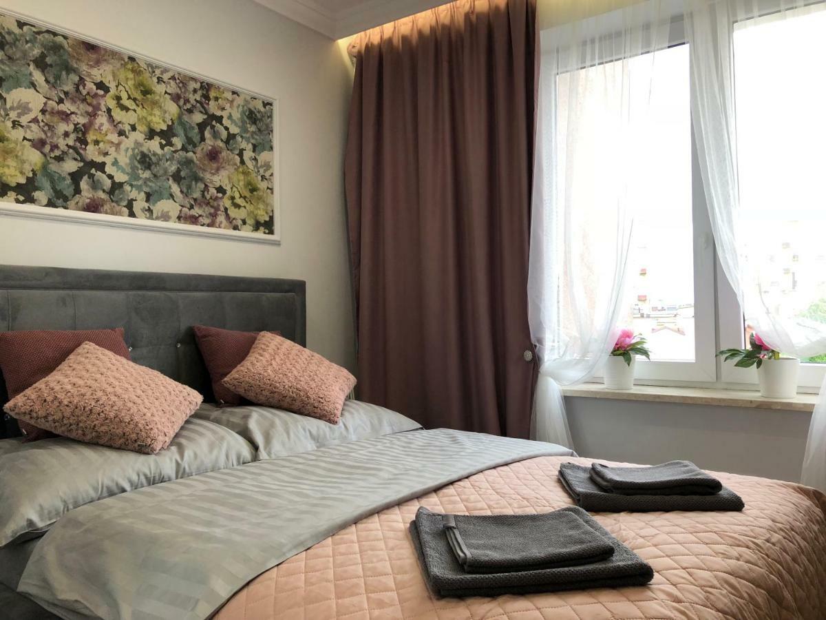 Family & Business Sauna Apartments Paderewskiego Sienkiewicza No2 Centrum Downtown - 2 Bedroom With Private Sauna, Bath With Hydromassage, Parking Kielce Luaran gambar