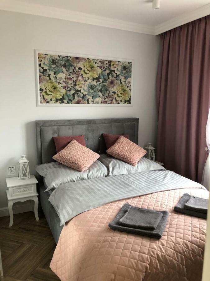 Family & Business Sauna Apartments Paderewskiego Sienkiewicza No2 Centrum Downtown - 2 Bedroom With Private Sauna, Bath With Hydromassage, Parking Kielce Luaran gambar