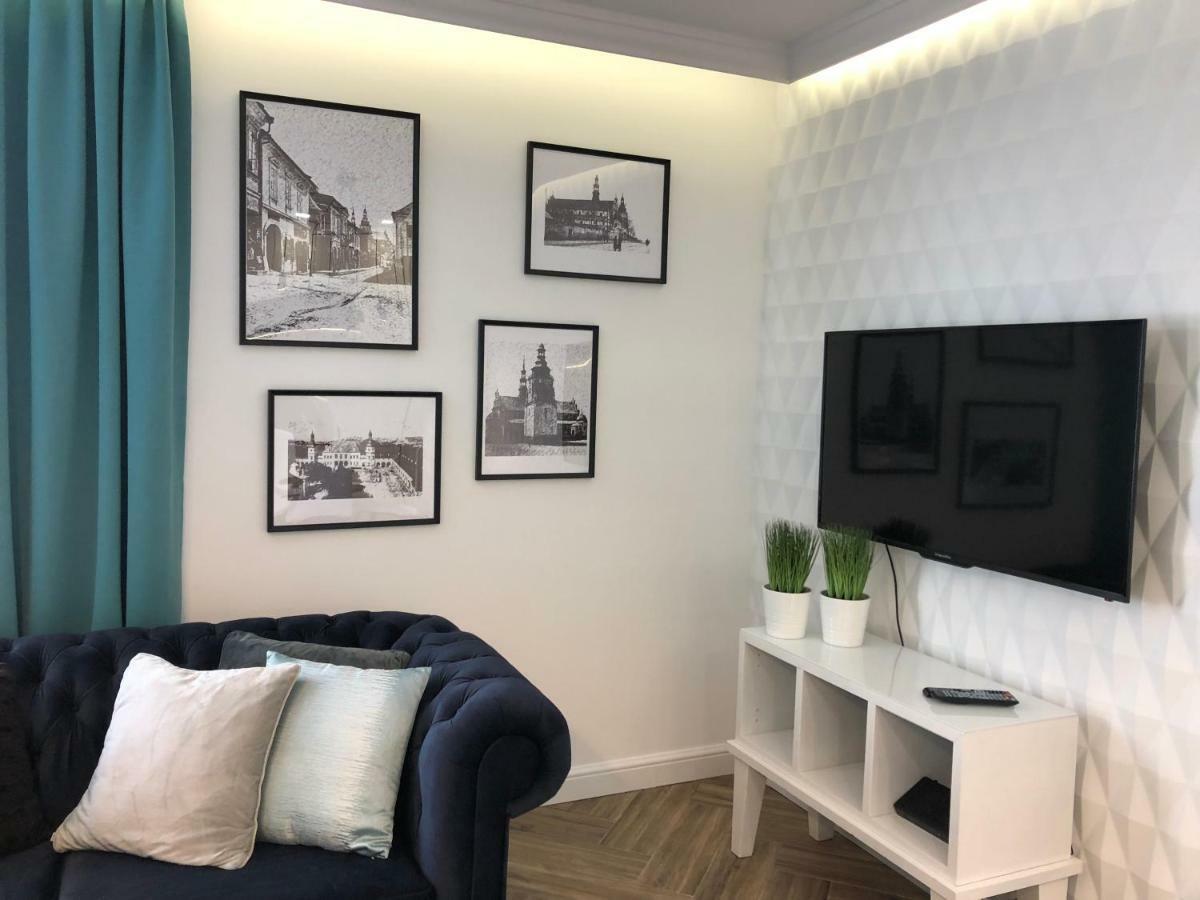 Family & Business Sauna Apartments Paderewskiego Sienkiewicza No2 Centrum Downtown - 2 Bedroom With Private Sauna, Bath With Hydromassage, Parking Kielce Luaran gambar