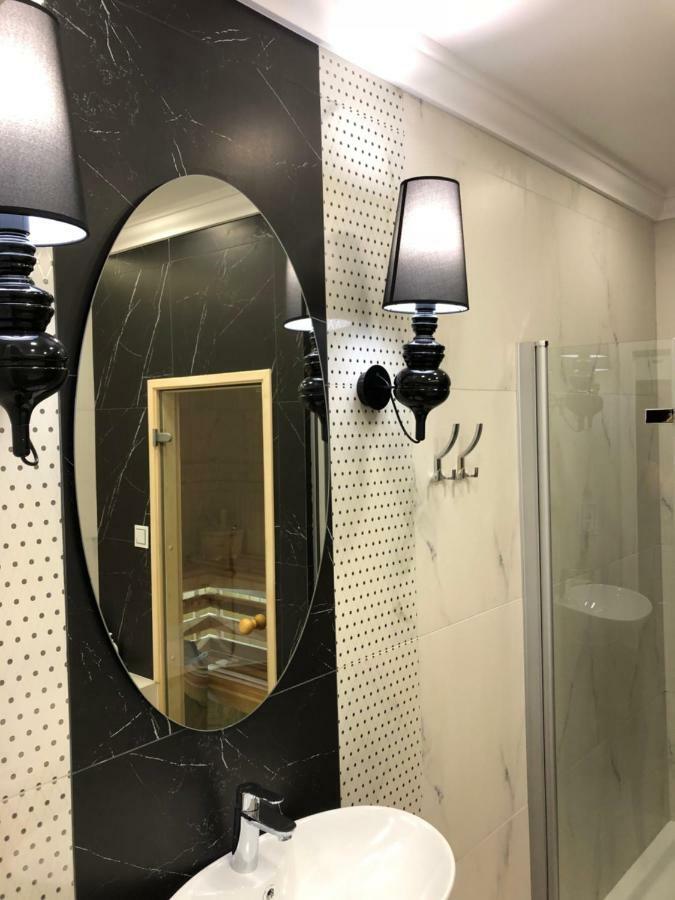 Family & Business Sauna Apartments Paderewskiego Sienkiewicza No2 Centrum Downtown - 2 Bedroom With Private Sauna, Bath With Hydromassage, Parking Kielce Luaran gambar